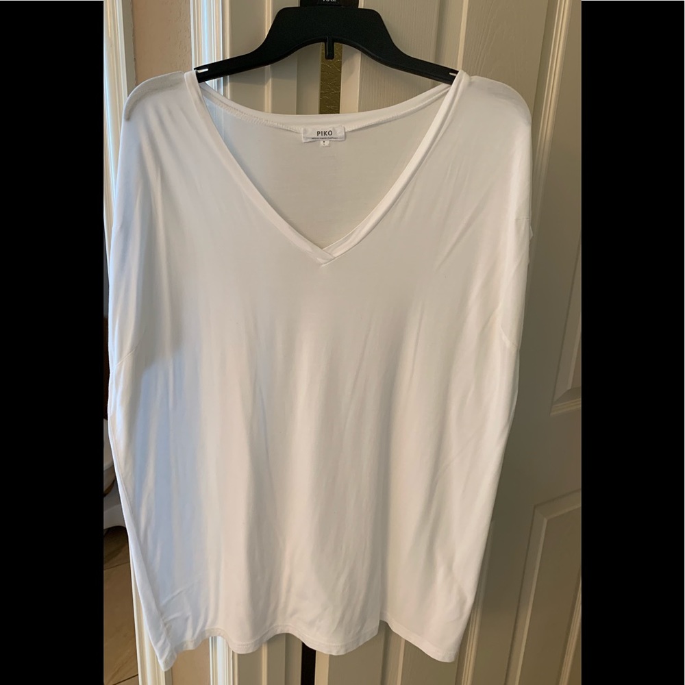 Piko short sleeve dolman V-neck tunic